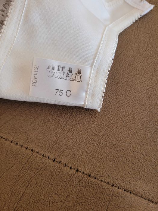 Сутиен на фирма Опал