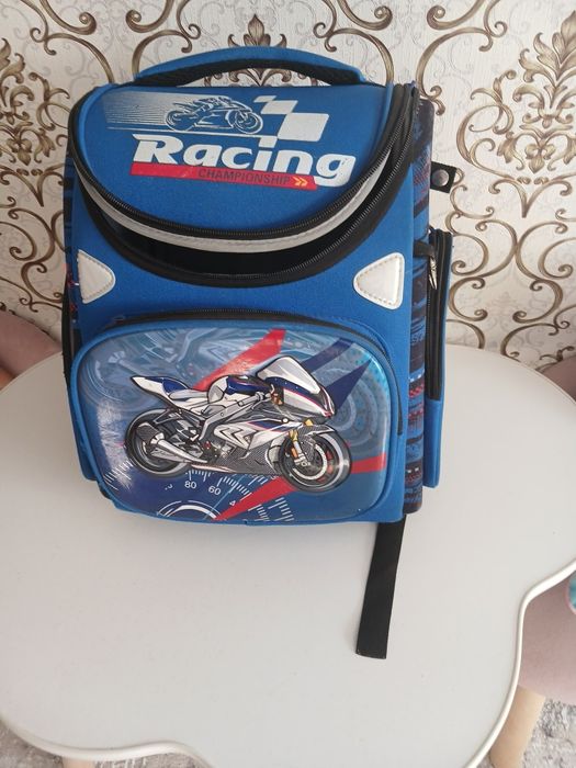 Школьный рюкзак для мальчика