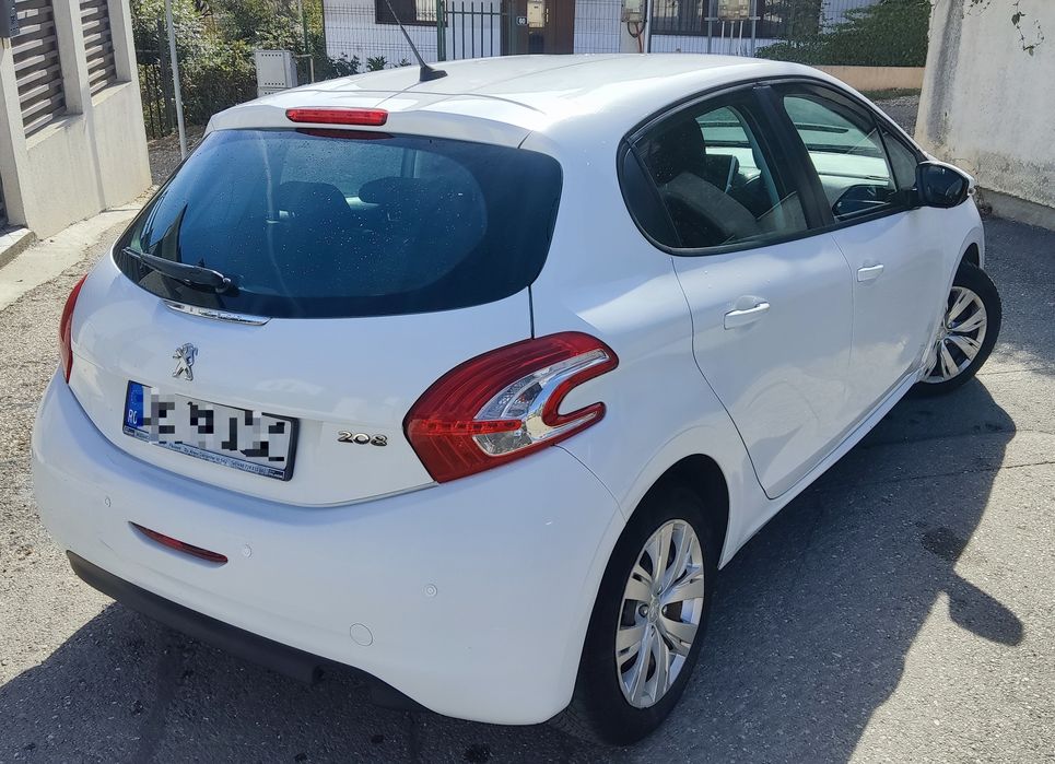 PEUGEOT 208 2012 — imagine 3