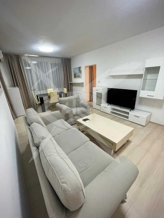 Тристаен апартамент в жк. Стрелбище №110659