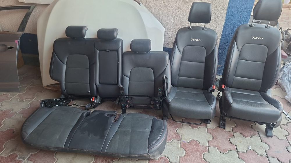 Капот Багажник Hyundai Tucson