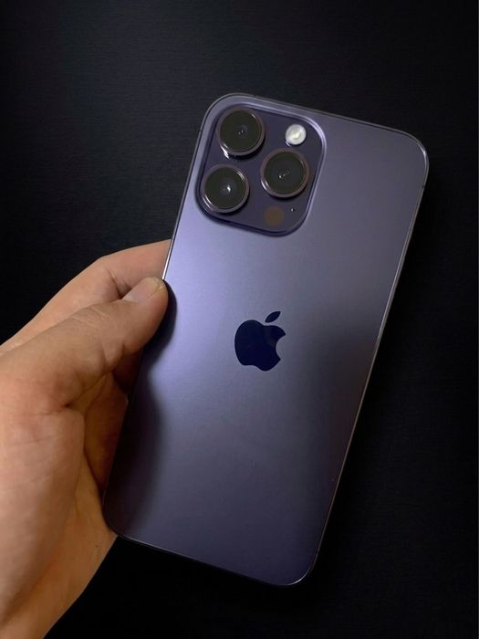 Iphone 14 pro purple