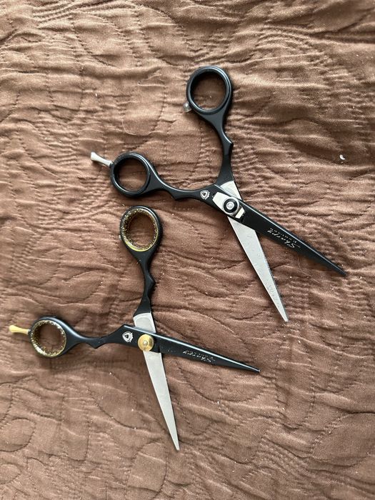 Фризорски ножици