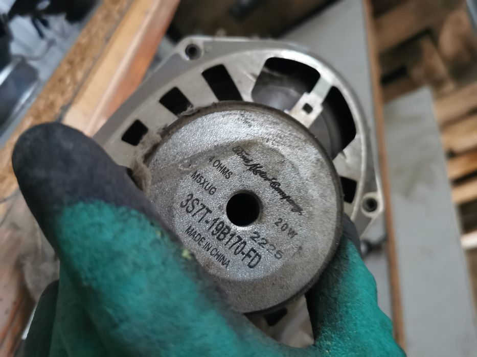 Difuzoare   auto diverse modele