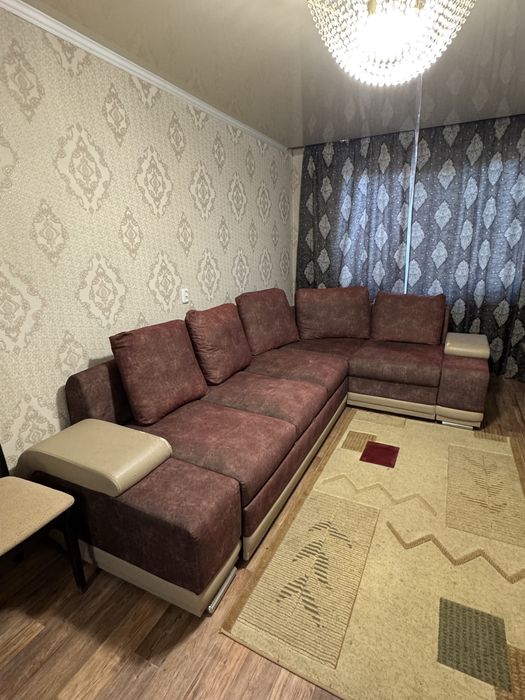 Диван большой продается
