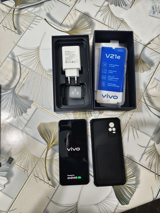 Продам Смартфон Vivo V21E