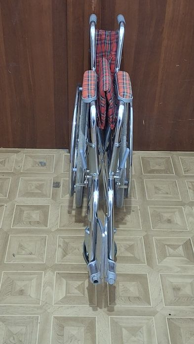 Инвалидная коляска