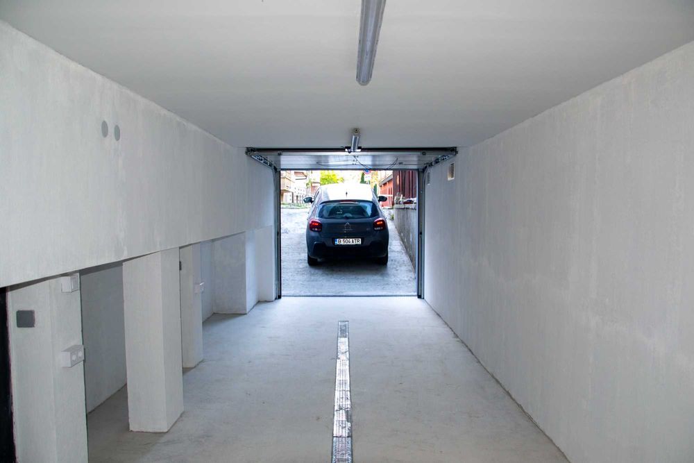 Дава се под наем Гараж / Паркомясто в София, Лозенец - 44 кв.м за 293.25 € - Снимка #5