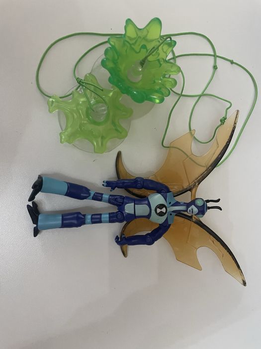 Фигурка стрекоза из бен тен