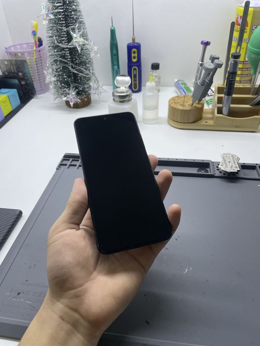 Redmi Realme Samsung Iphone Apple watch