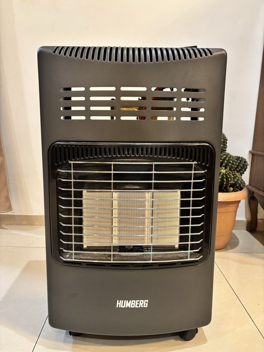 Сгъваема преносима газова печка. Използвана само 2 пъти. Като нова