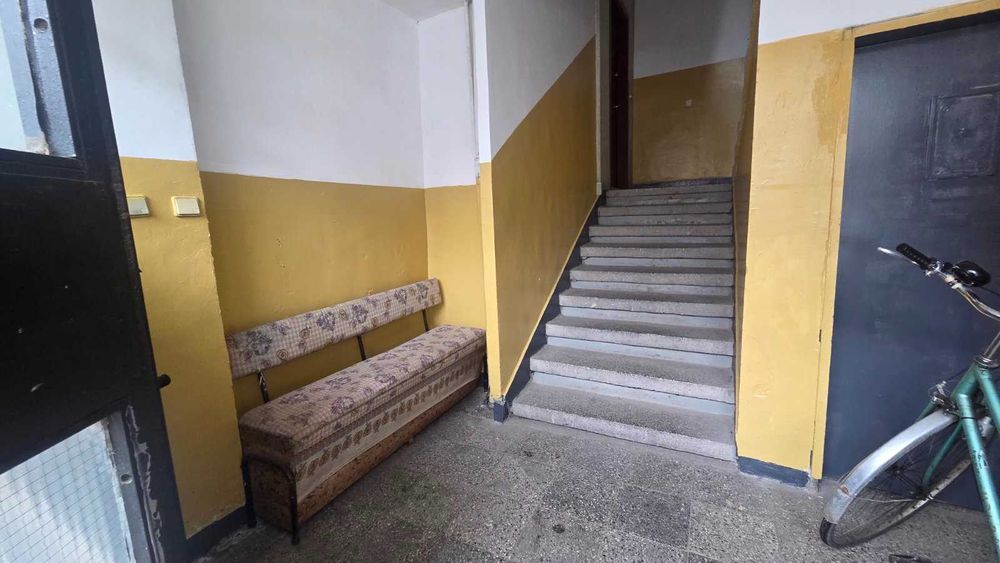 тристаен , обзаведен апартамент под наем