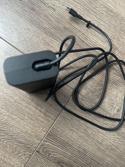 Incarcator dell.                   ,