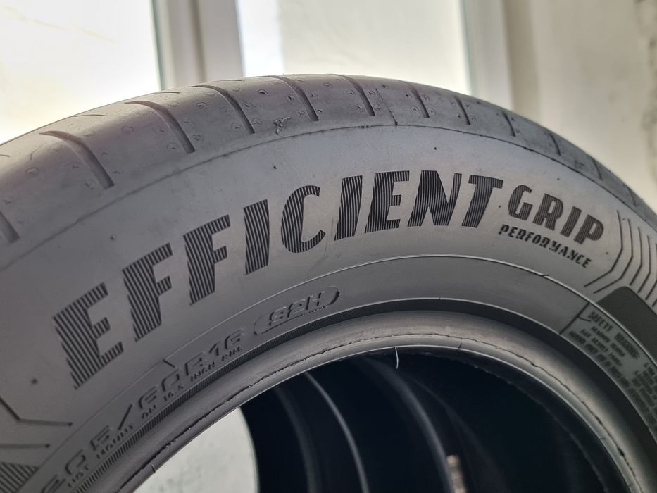 205/60/16 Goodyear 4Броя: 280лв 6.2мм