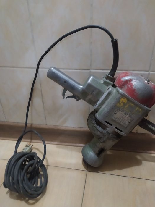 Отбойник мощный отбойник.