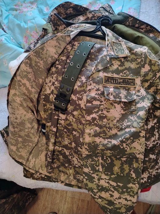 Продаётся военная форма новая