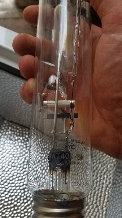 лампи за     хале