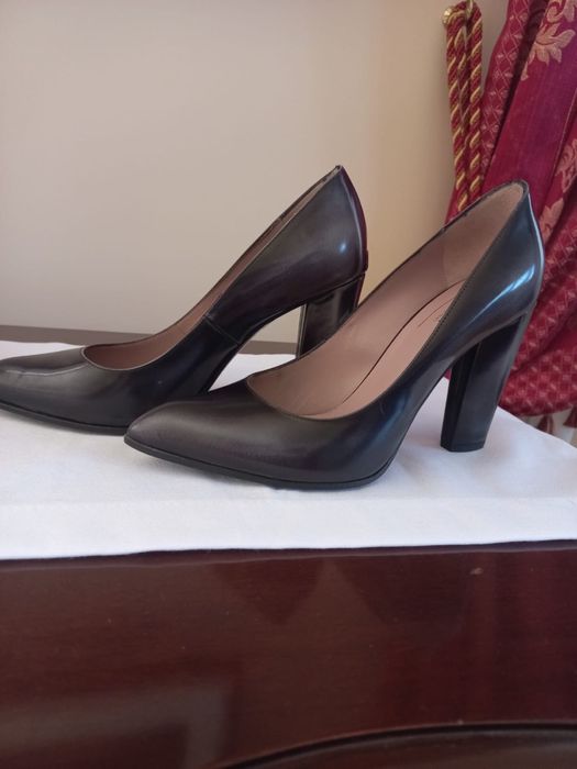 Продам туфли G. Armani