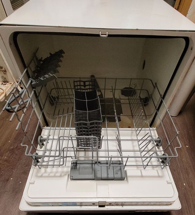 Компактна Съдомиялна машина Electrolux клас А