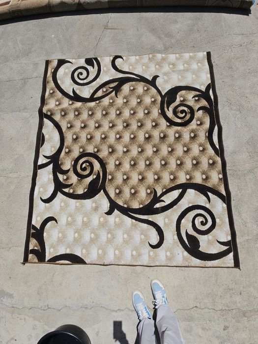 Gilam 2х2.5 m sotiladi – ideal holatda!