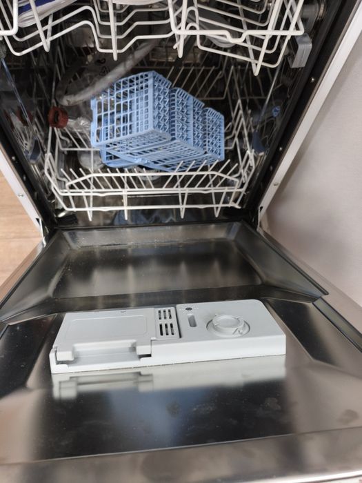 Посудомоечная машина НОВАЯ Indesit