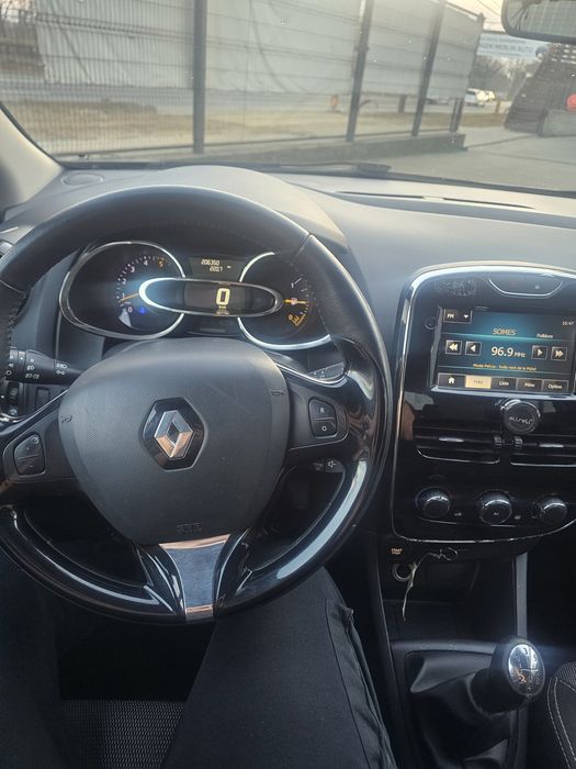 Vând Clio 4 1.5 Dci