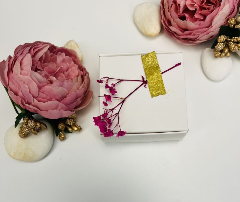 Ръчно изработени бижута, гривна и колие + кутия и торбичка