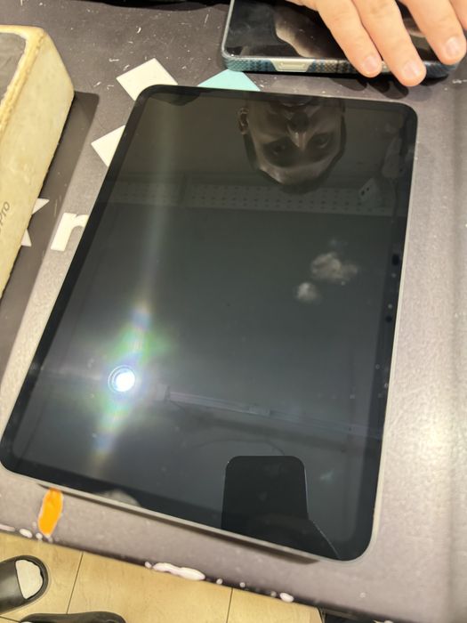 Продаю iPad pro M4 2024 года