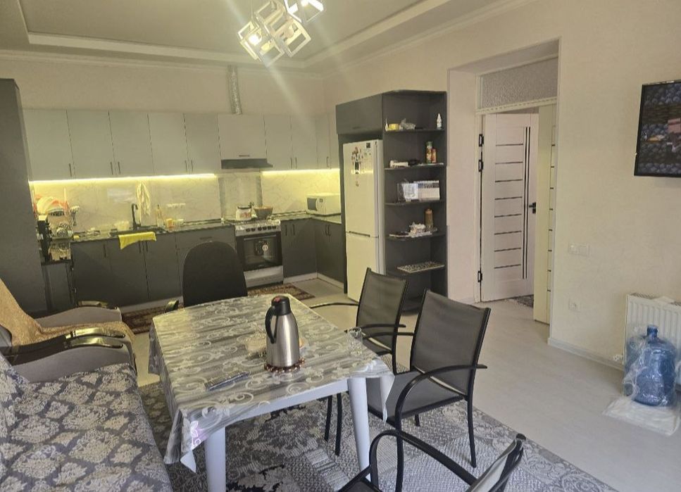 ПАРВОЗ 3,3 соток 4 комнат и кухня  новый дом