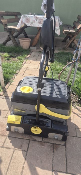 Aparat curătat Karcher 40/10 C profesional