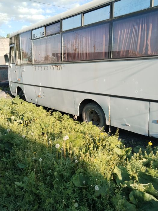 Продаю автобус 2012 год.