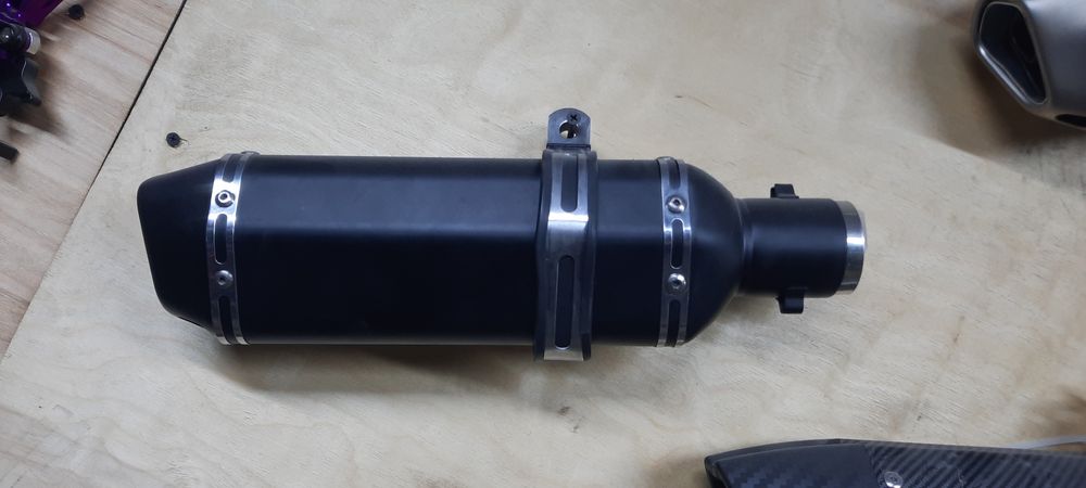 Глушитель Акрапович