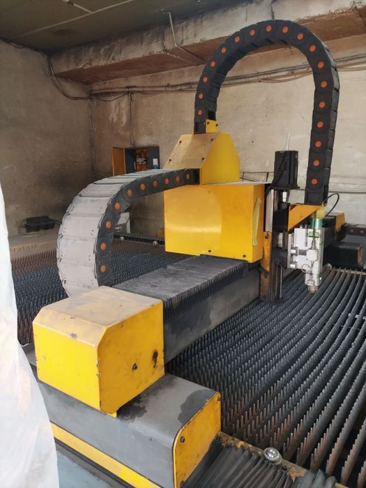 Лазерный станок 1,5кВт 1,5х3м  laser лазер лазерная резка лазерка