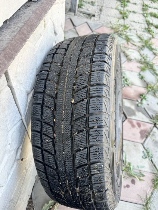 Продам зимние 4 пары Шины  R16