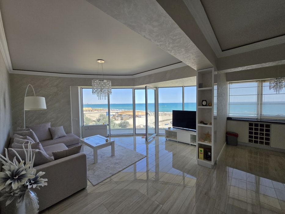 Apartament 3 camere white tower