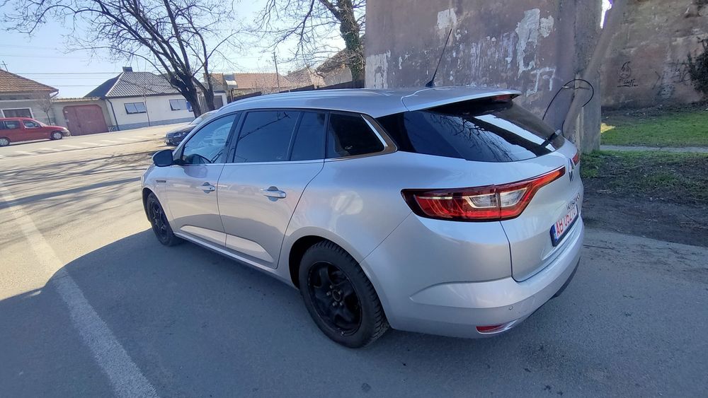 Vand renault megane 2020, 1.5, 17600, incalzire scaune, rar facut