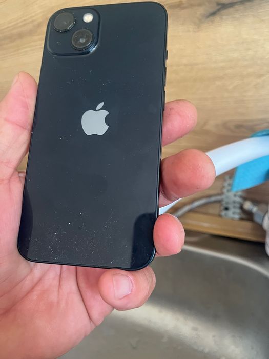 телефон Apple Iphone 13
