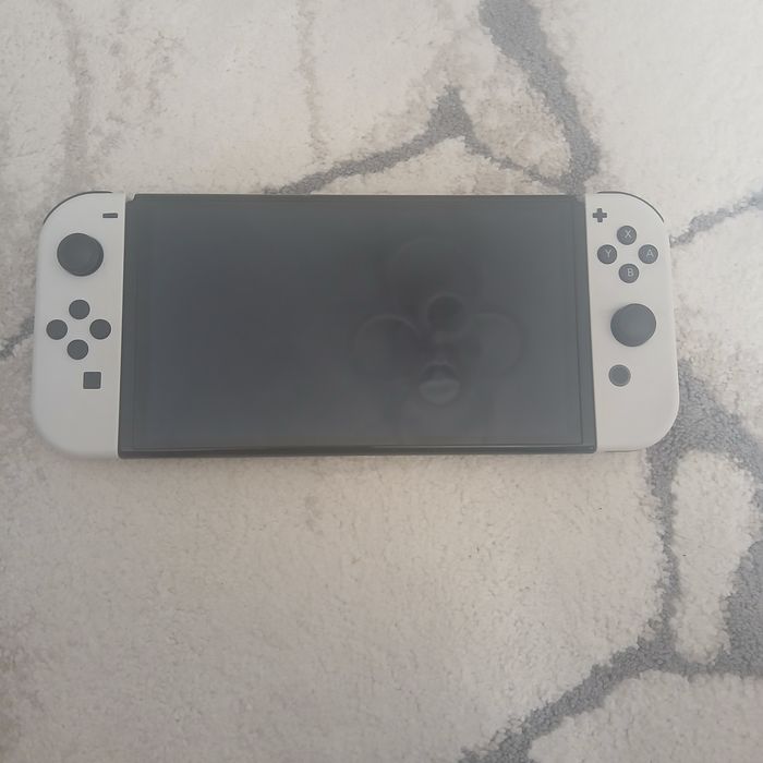 Nintendo Switch oled alb