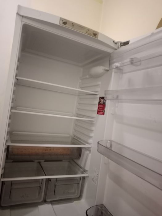 Продам холодильник Аристон б/у