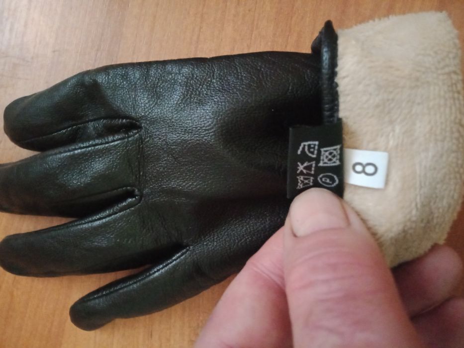 Продам жён.перчатки 2000т.