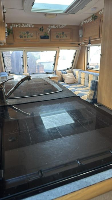 Vând rulotă din 2006