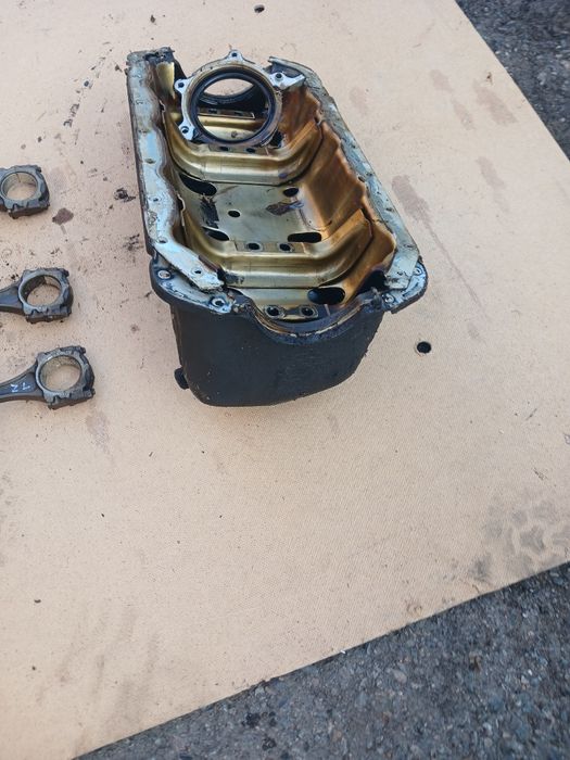 Поддон двигателя Мазда 323 ZL