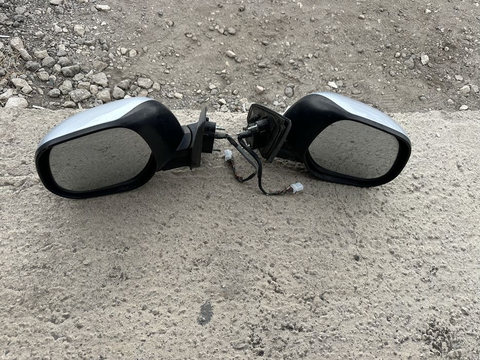 Огледала със ел прибиране за Митсубиши Аутлендър до 2013г.!