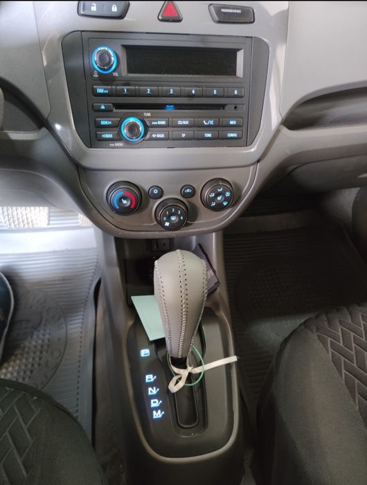 Chevrolet Cobalt 2020 — 5