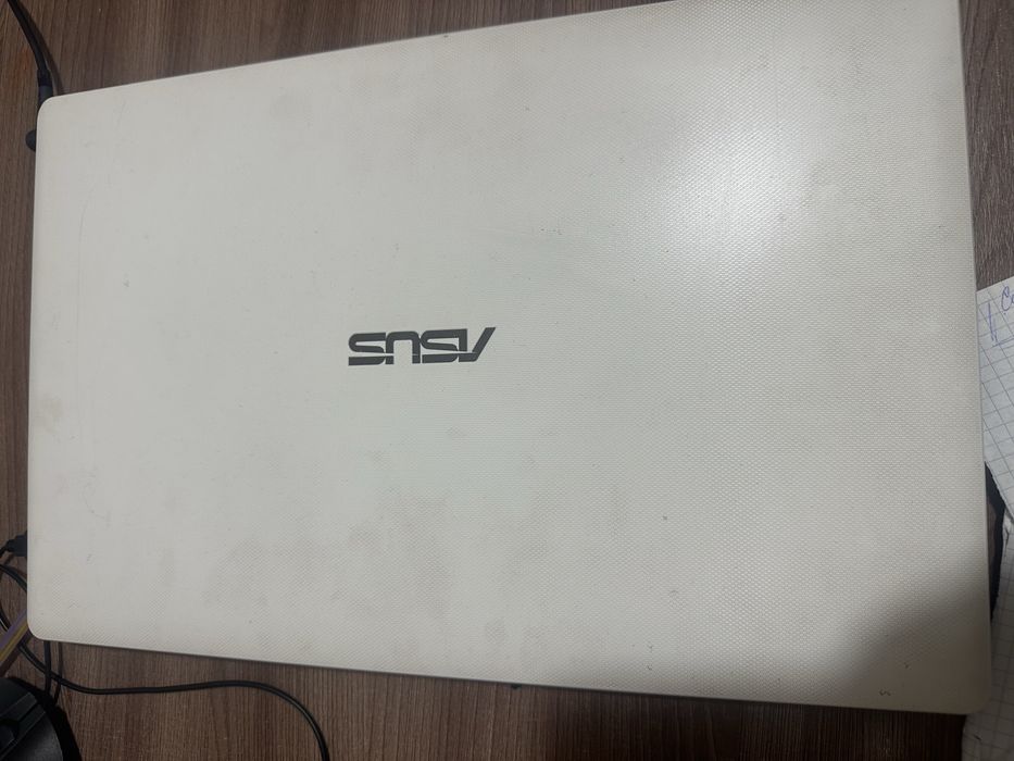 Ноутбук Asus робочий