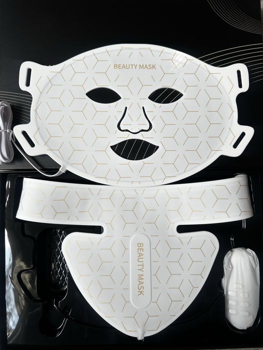 Phototherapy mask