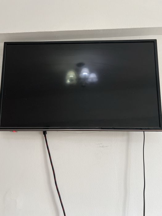 Телевизор Yasin б/у