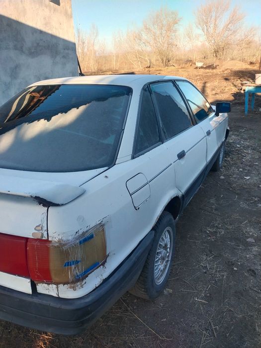 Продам Ауди 80 б3