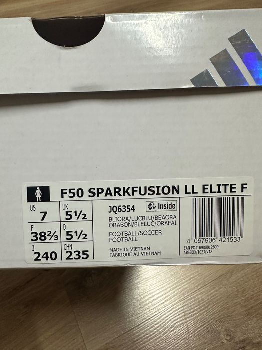 Чисто нови Adidas f50