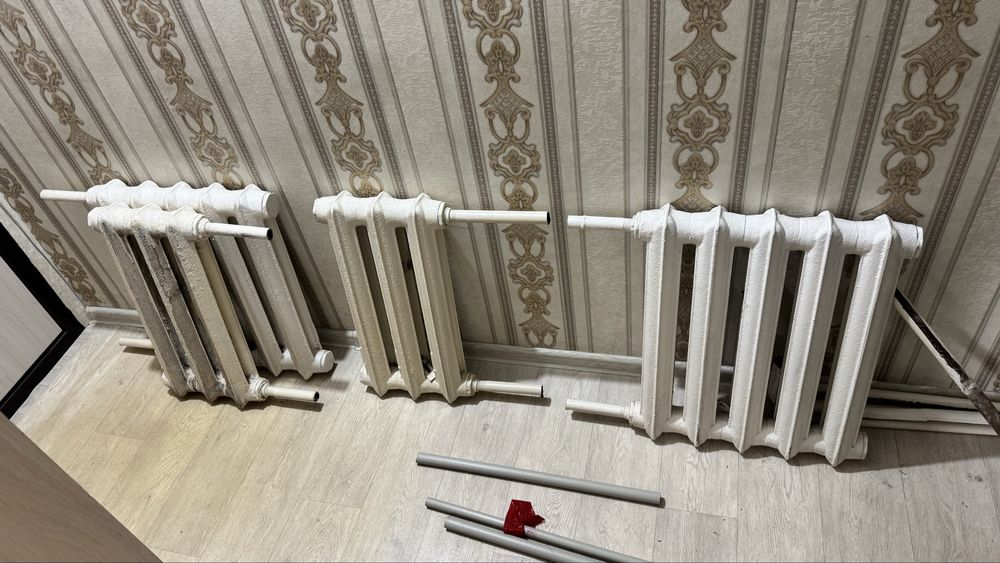 Продам чугунные батареи, б/у, самовывоз с Абая-Алтынсарина